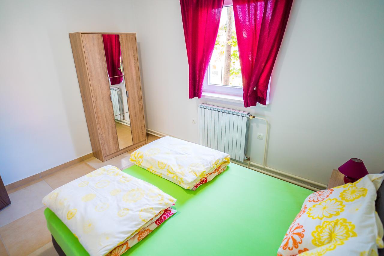 Tina Rooms Velika Gorica Luaran gambar