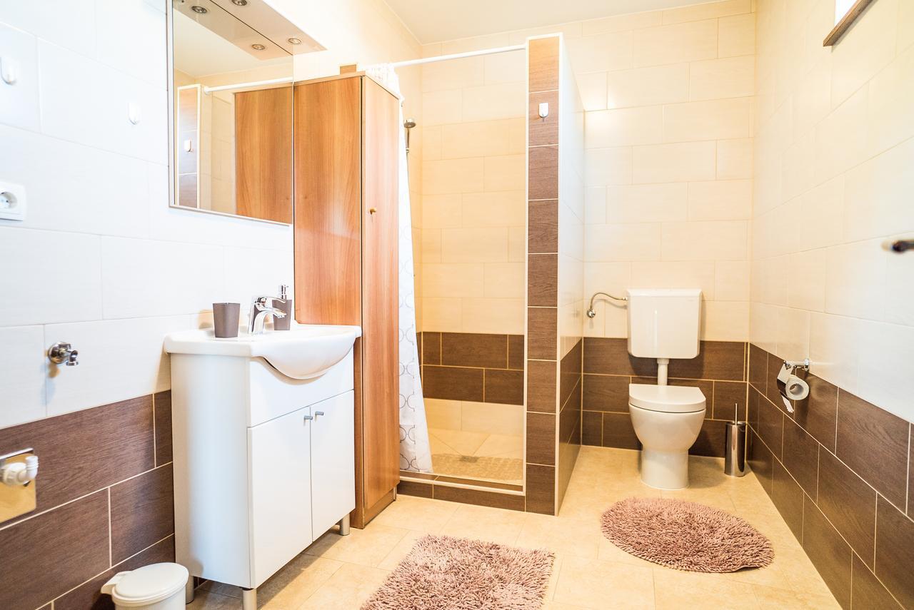 Tina Rooms Velika Gorica Luaran gambar