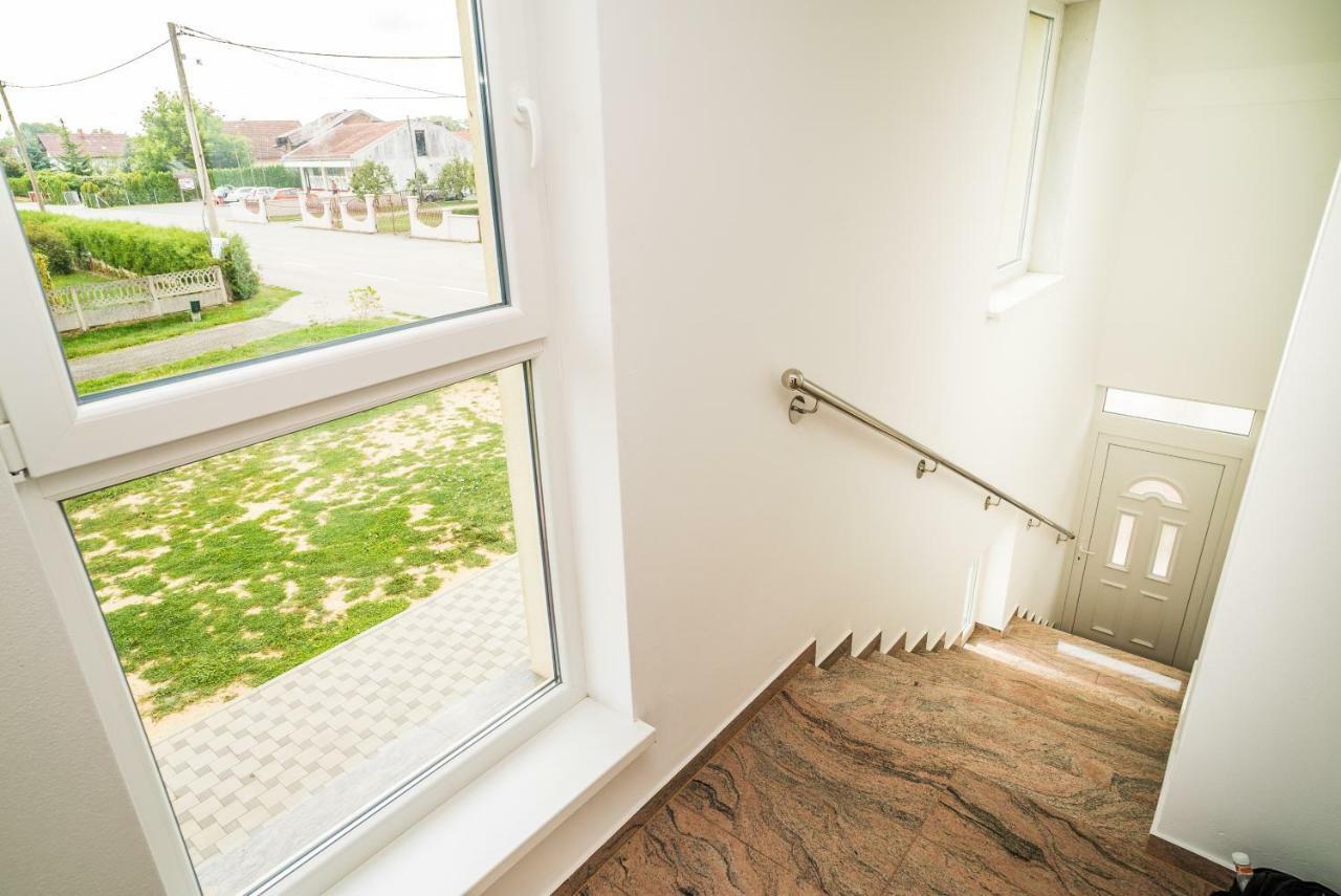 Tina Rooms Velika Gorica Luaran gambar